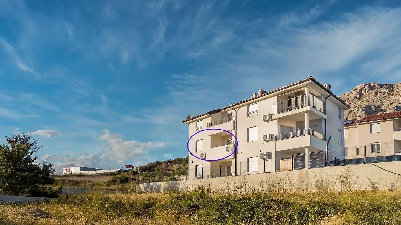Moderne Ferienwohnung Mit Meerblick, Klima, Wifi Baska