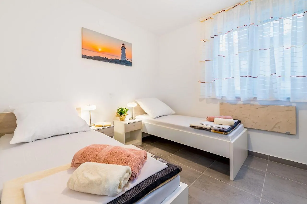 Moderne Ferienwohnung Mit Meerblick, Klima, Wifi Baska  Baska (Krk)